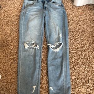 American eagle mom jeans